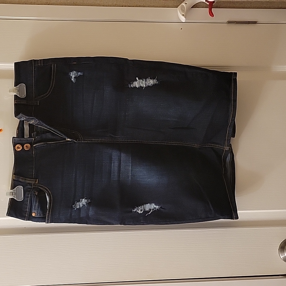 Size 8 denim skirt